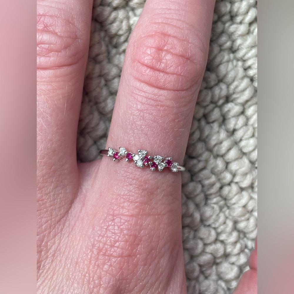 Diamond & Ruby Ring - Picture 5 of 5